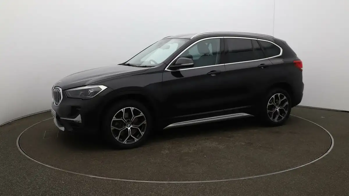 2022-bmw-x1-20-sdrive20i-xline-big-66