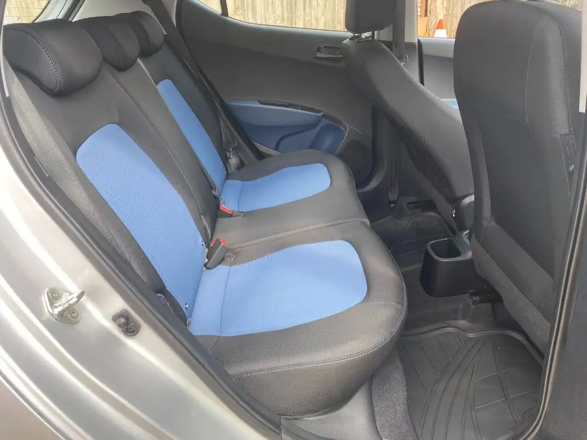 2016-hyundai-i10-12-se-big-8