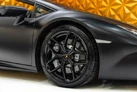 2017-lamborghini-huracan-52-lp-580-2-small-32