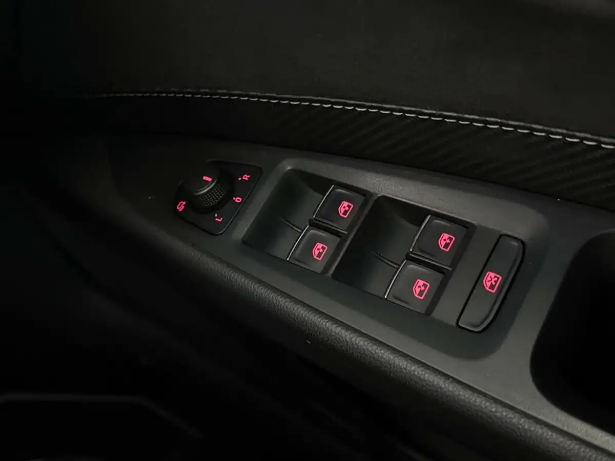 2018-seat-leon-20-tsi-cupra-300-estate-5d-dsg-4drive-big-26