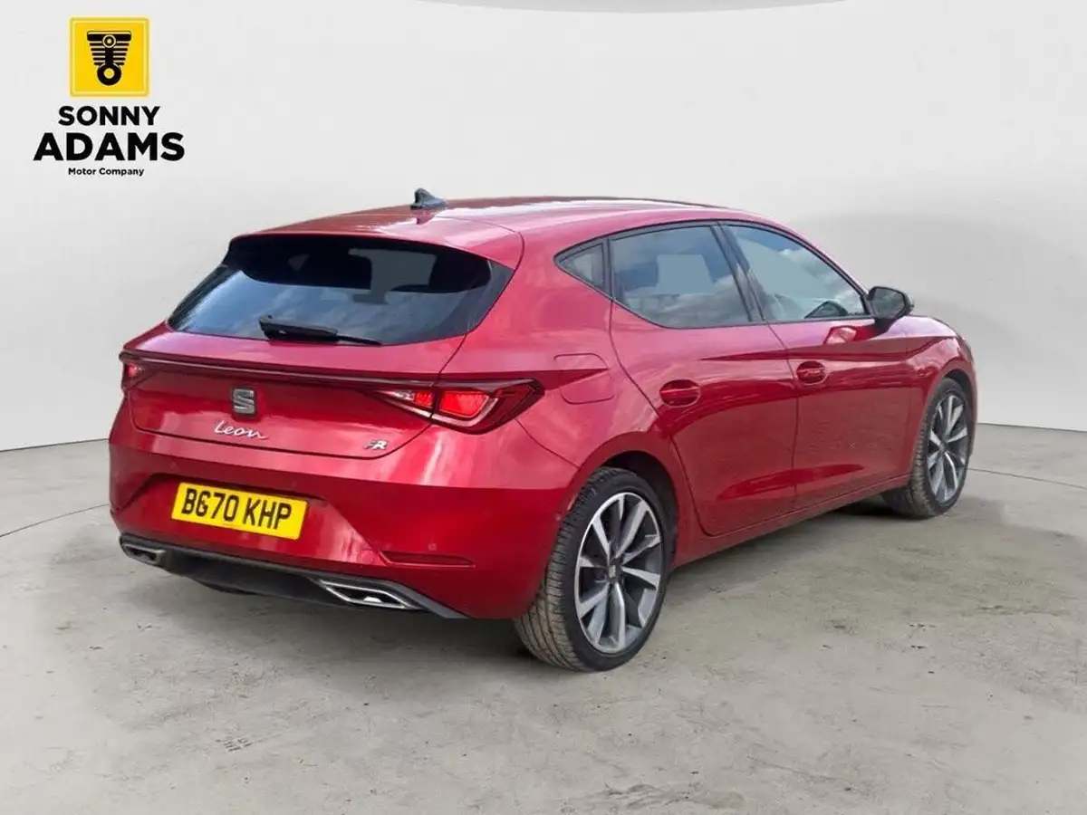 2020-seat-leon-15-etsi-fr-first-edition-hatchback-big-3