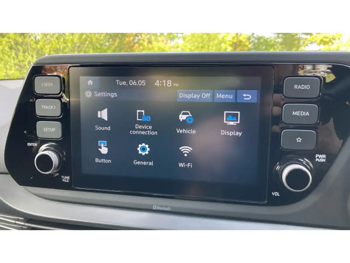 2022-hyundai-i20-10-t-gdi-se-connect-eclutch-imt-big-32