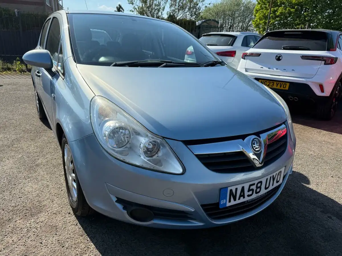 2008-vauxhall-corsa-12-life-16v-5d-big-8
