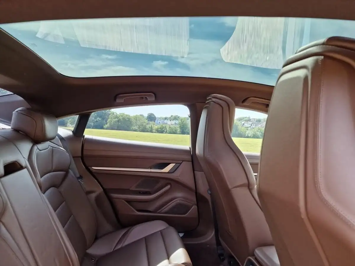 2020-porsche-taycan-e-4s-571ps-performance-battery-plus-big-9