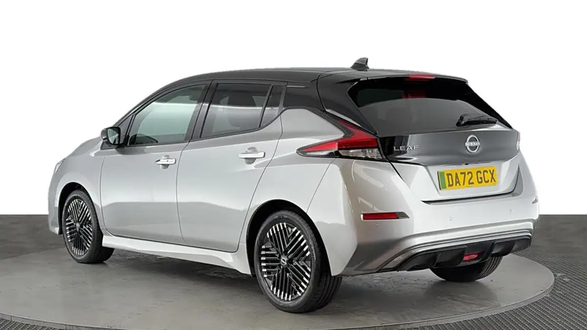 2022-nissan-leaf-e-n-connecta-39kwh-big-5