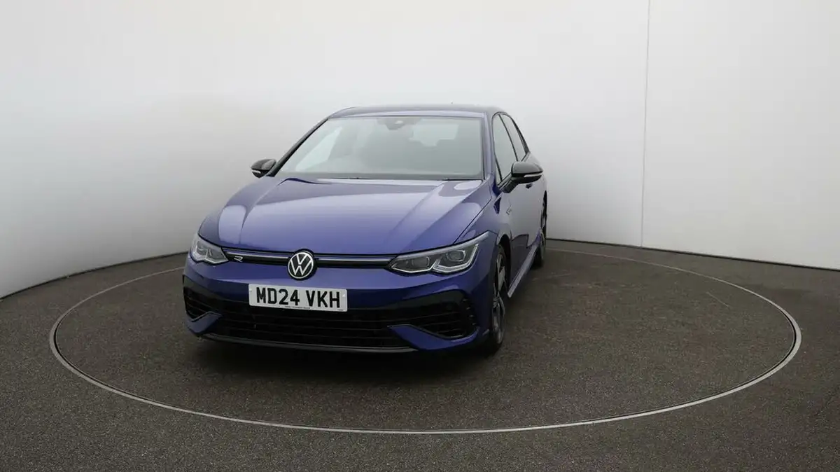 2024-volkswagen-golf-20-tsi-r-320ps-hatchback-big-38