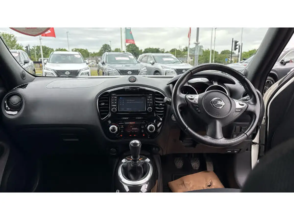 2017-nissan-juke-12-dig-t-n-connecta-ss-big-9