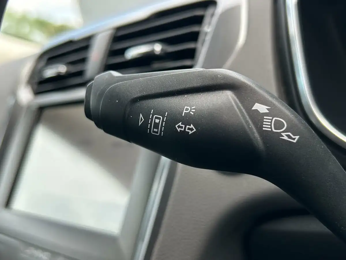 2021-ford-mondeo-20tdci-titanium-edition-150ps-estate-big-24