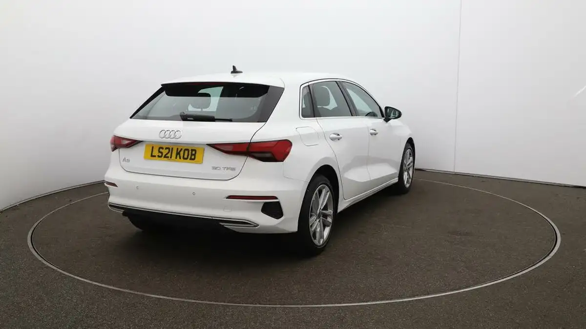 2021-audi-a3-10-30-tfsi-sportback-5d-s-tronic-big-45