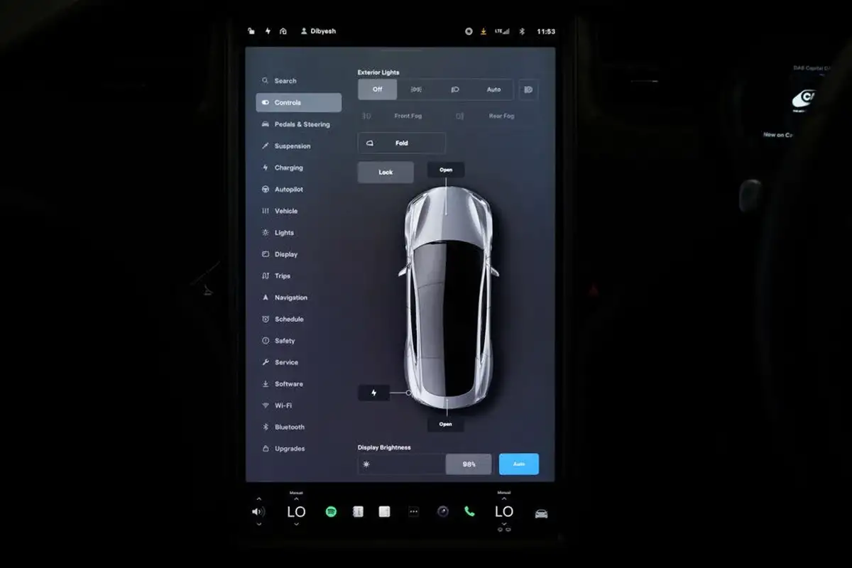 2018-tesla-model-s-e-75d-big-31