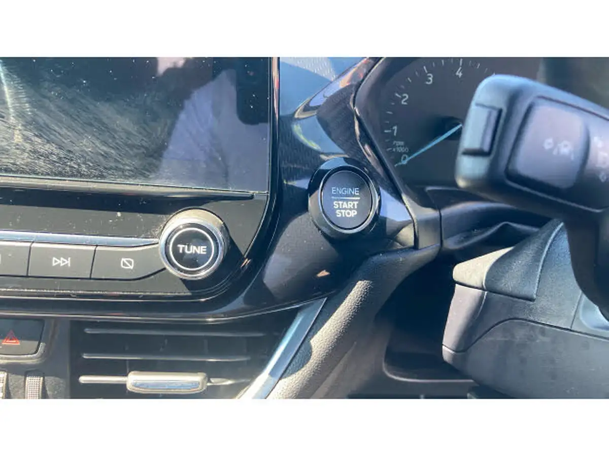 2023-ford-fiesta-big-26