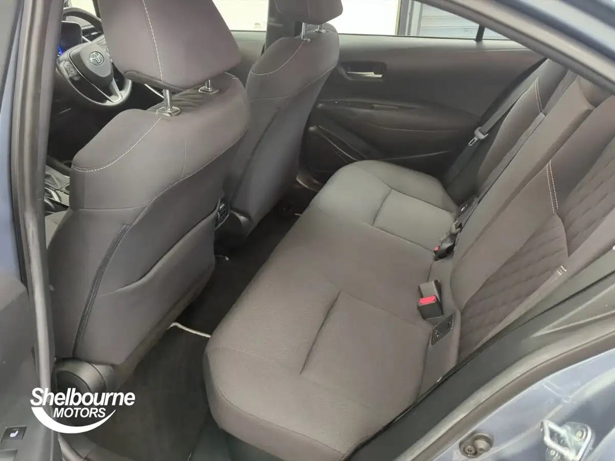 2022-toyota-corolla-18-vvt-i-icon-tech-saloon-4d-big-8