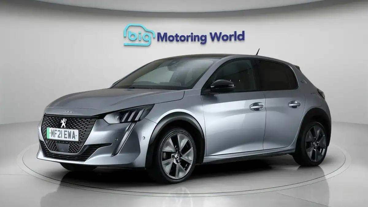 2021-peugeot-208-e-gt-50kwh-big-2