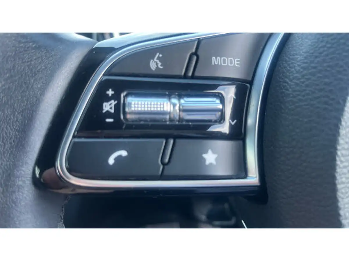 2022-kia-ceed-15-t-gdi-3-sportswagon-big-24