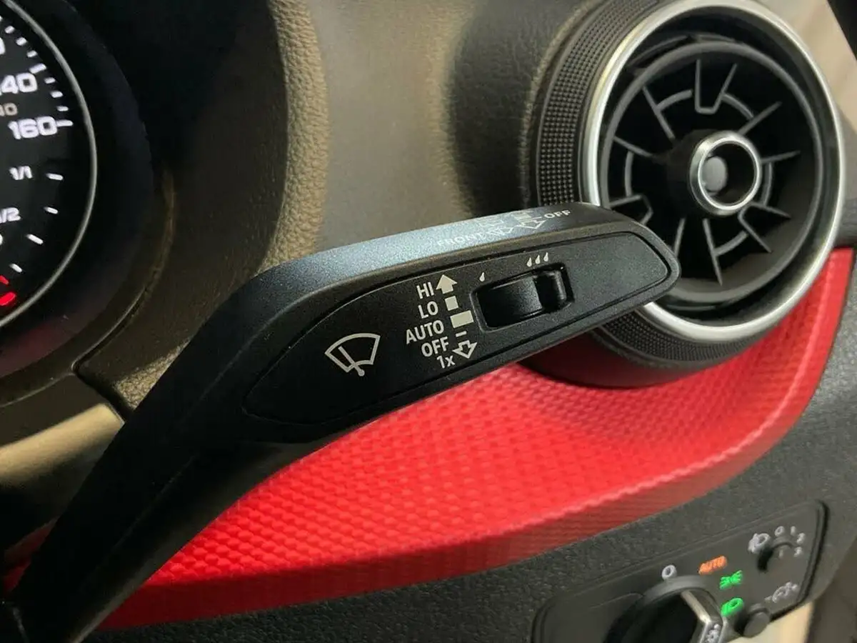 2019-audi-q2-16-30-tdi-sport-big-37