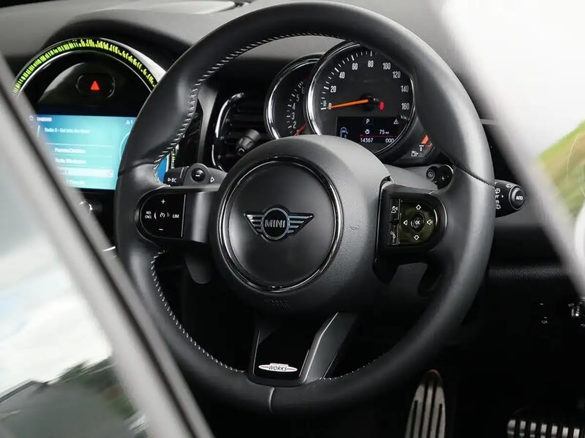 2022-mini-cooper-20-cooper-s-sport-hatchback-3d-auto-big-9
