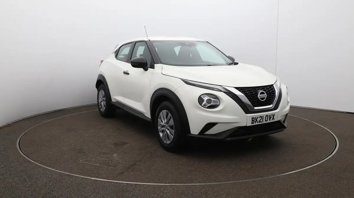 2021-nissan-juke-10-dig-t-visia-big-40