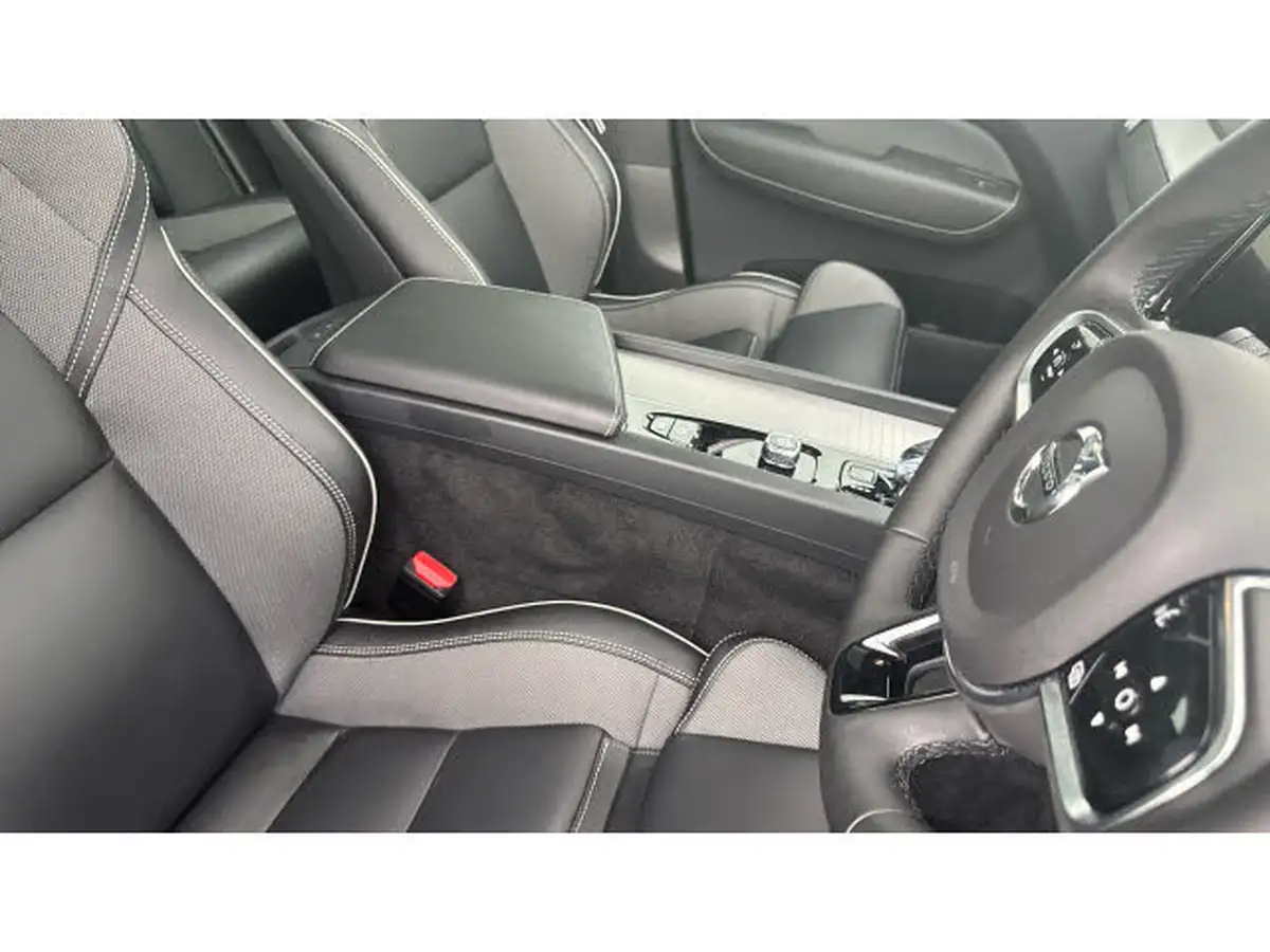 2024-volvo-xc60-20-b5-plus-big-8