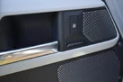 2021-land-rover-110-defender-30-d300-x-dynamic-se-small-55