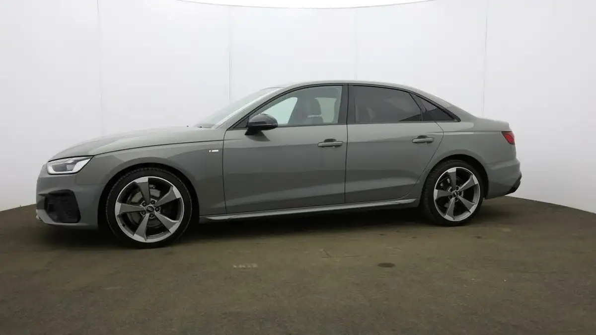 2020-audi-a4-20-35-tdi-black-edition-big-34