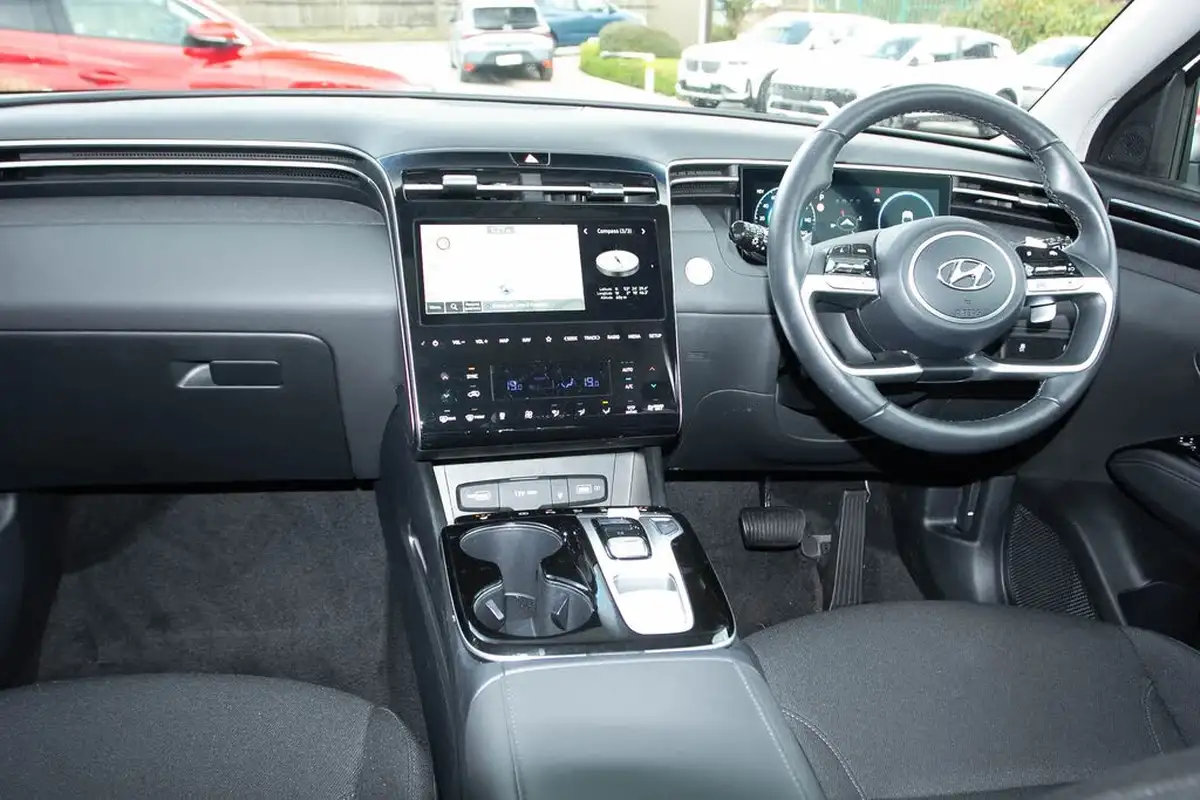 2024-hyundai-tucson-16-t-gdi-premium-265ps-4wd-phev-auto-big-5
