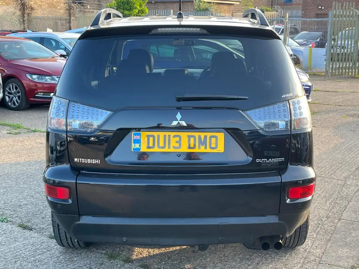 2012-mitsubishi-outlander-22td-gx4-2268cc-big-10