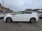 2014-toyota-prius-small-6