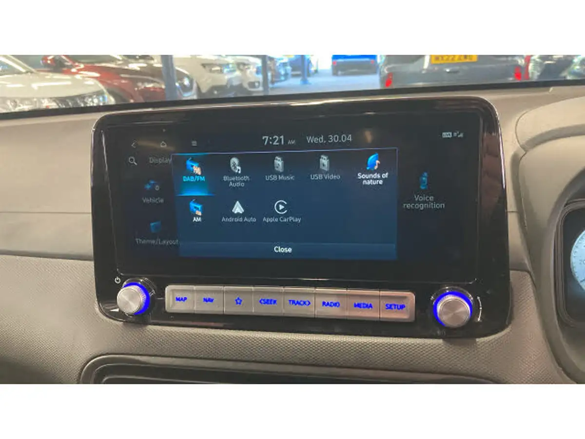 2022-hyundai-kona-e-premium-204ps-64kwh-7kw-obc-big-41