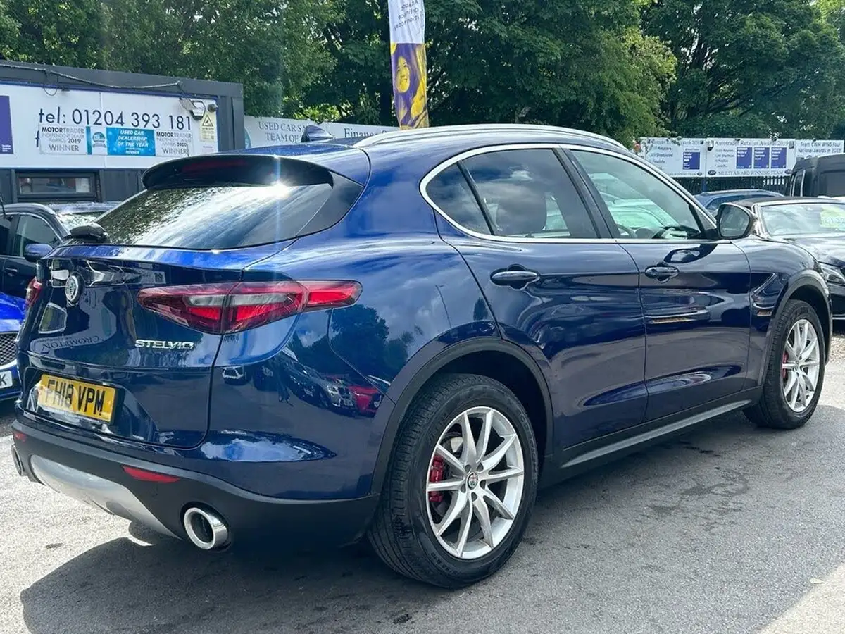 2018-alfa-romeo-stelvio-22td-speciale-207bhp-big-4