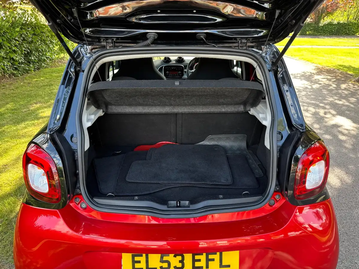 2016-smart-forfour-10-passion-71bhp-ss-big-31