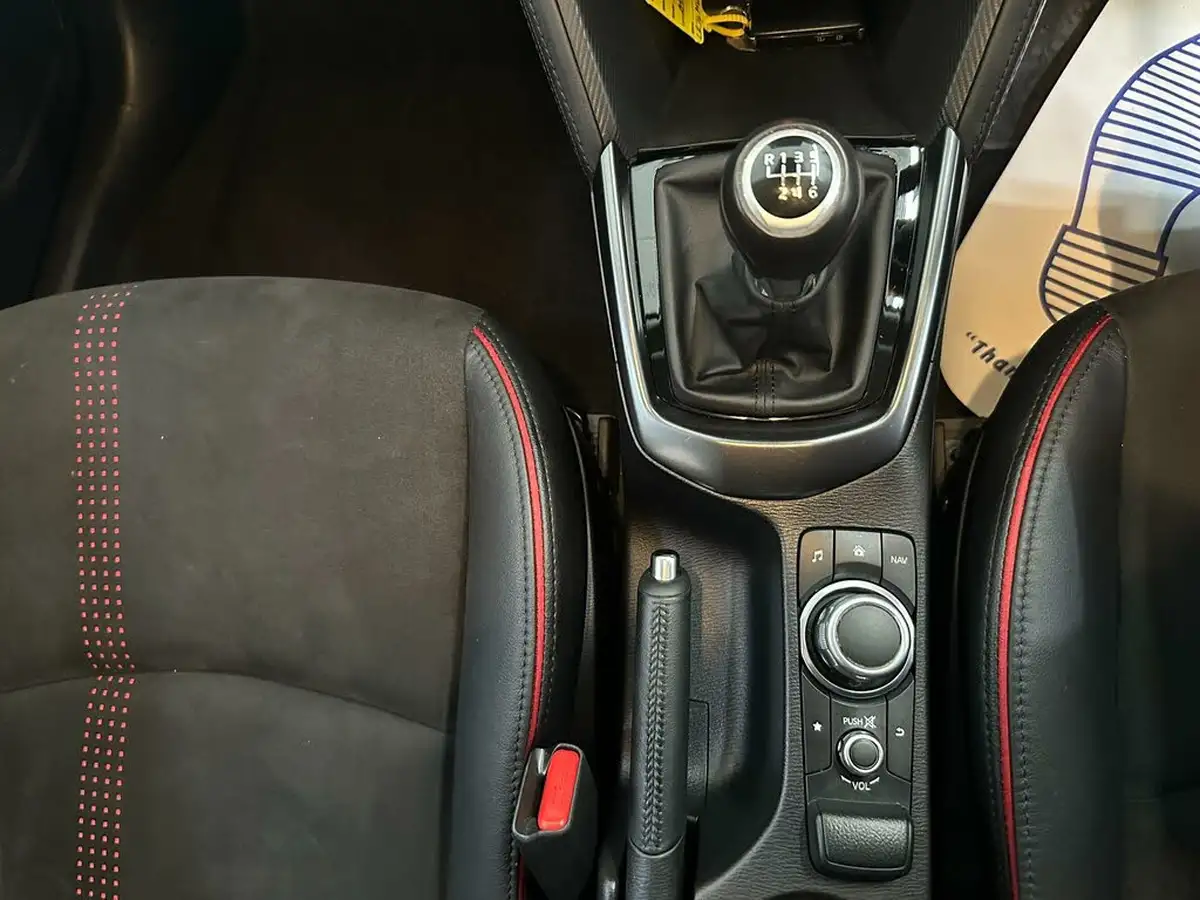 2024-mazda-mazda2-15-e-skyactiv-g-homura-aka-90ps-big-9