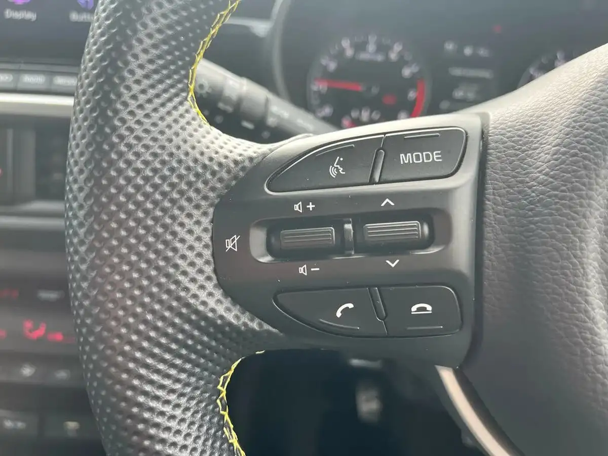 2023-kia-picanto-10-x-line-s-auto-seq-big-11