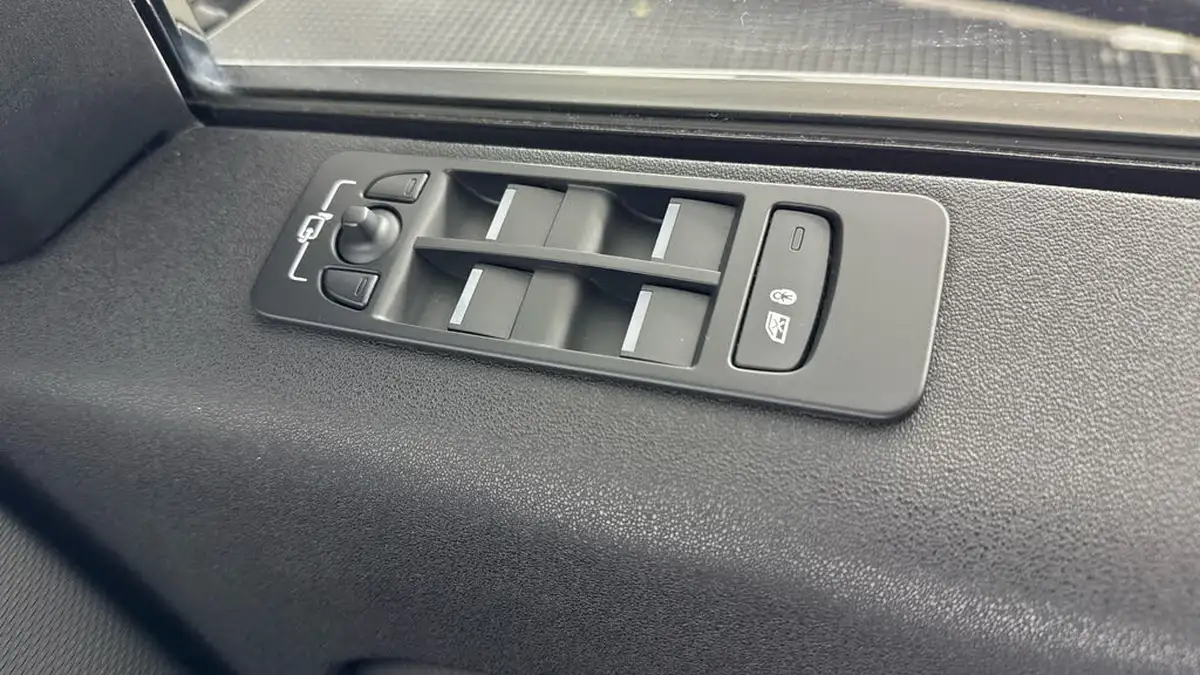2020-land-rover-discovery-sport-20-d180-r-dynamic-se-big-22