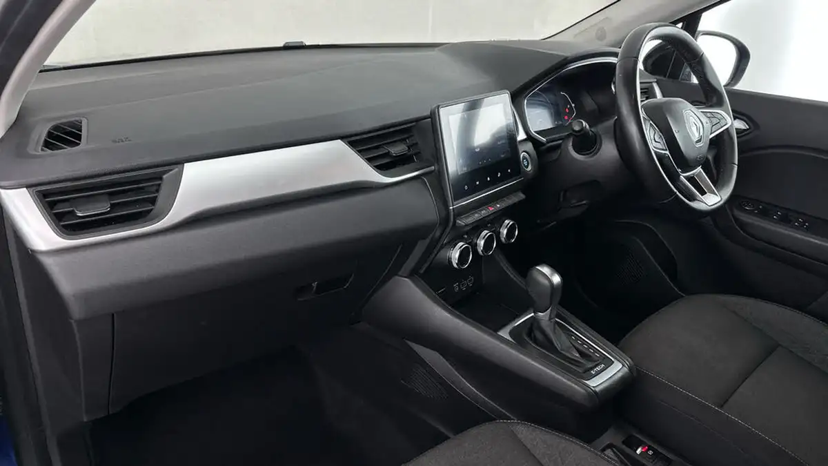 2022-renault-captur-16-iconic-edition-big-13