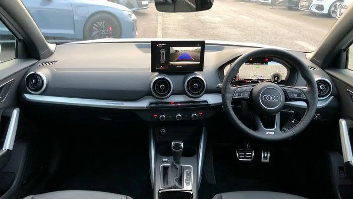 2024-audi-q2-15-35-tfsi-s-line-tronic-big-7