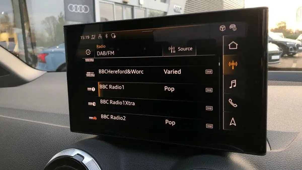 2024-audi-q2-15-35-tfsi-s-line-tronic-big-31