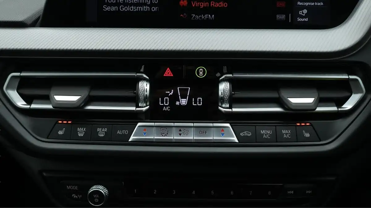 2022-bmw-2-series-15-218i-sport-lcp-coupe-4d-dct-big-12