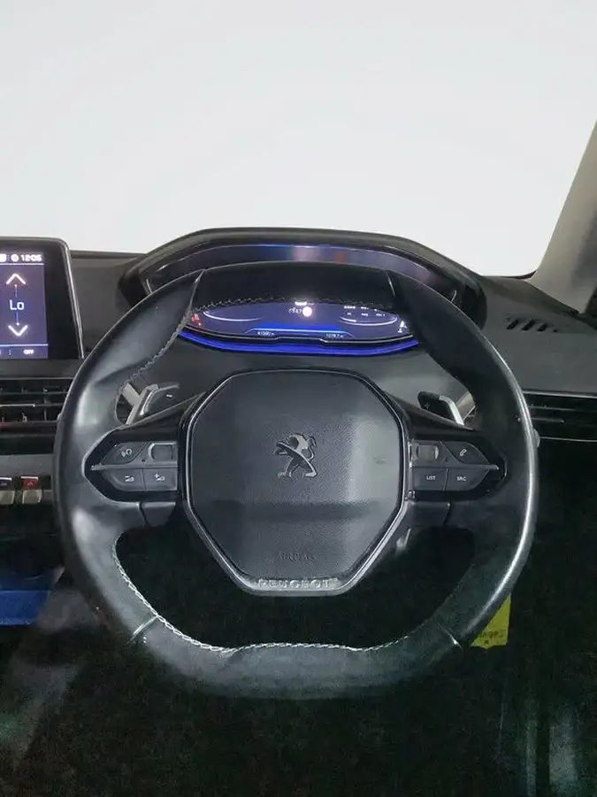 2019-peugeot-5008-suv-12-puretech-allure-eat6-big-10