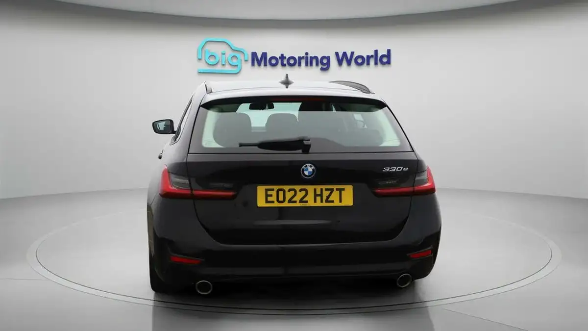 2022-bmw-3-series-20-330e-se-pro-touring-5d-big-6