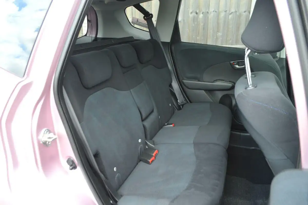 2009-honda-jazz-14-ex-98bhp-semi-a-big-9