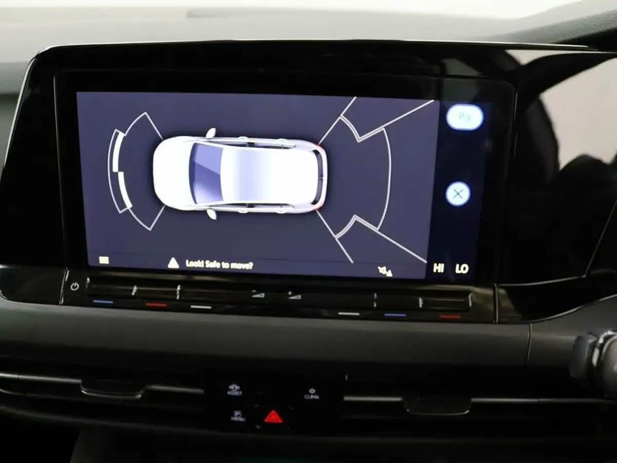 2021-volkswagen-golf-15-etsi-style-150ps-hatchback-big-15