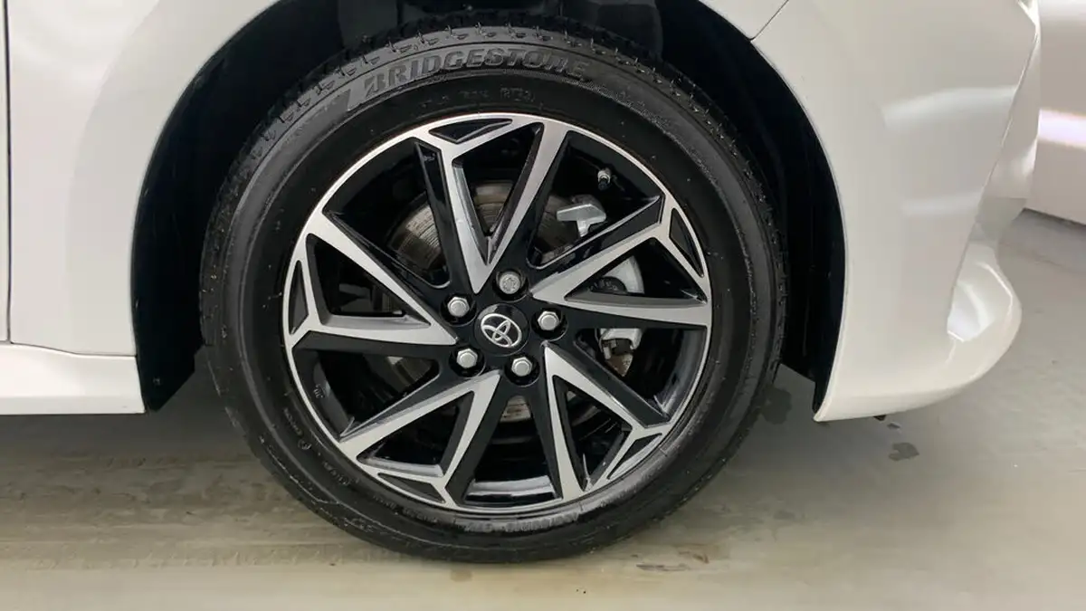2023-toyota-yaris-15-vvt-i-design-big-22