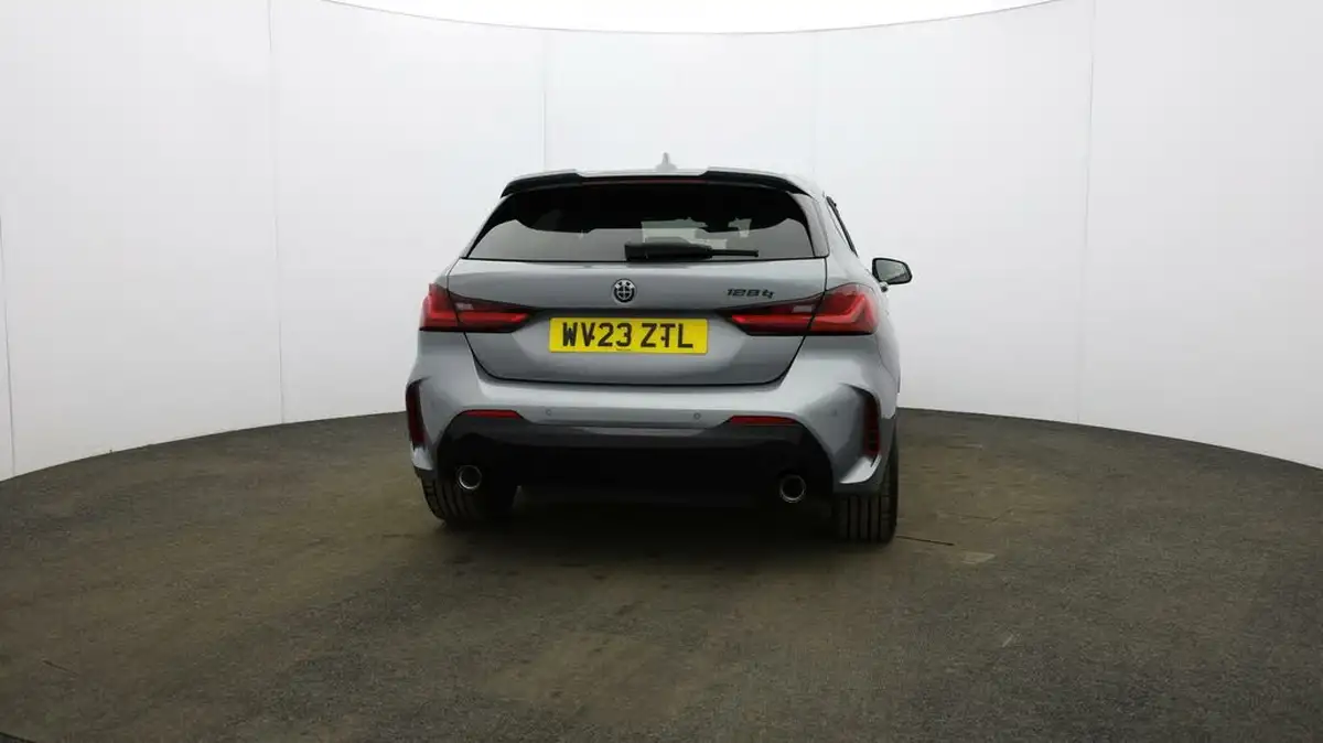 2023-bmw-1-series-20-128ti-lcp-big-60