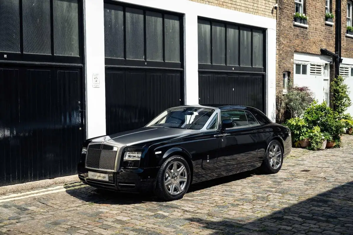 2016-rolls-royce-phantom-big-9