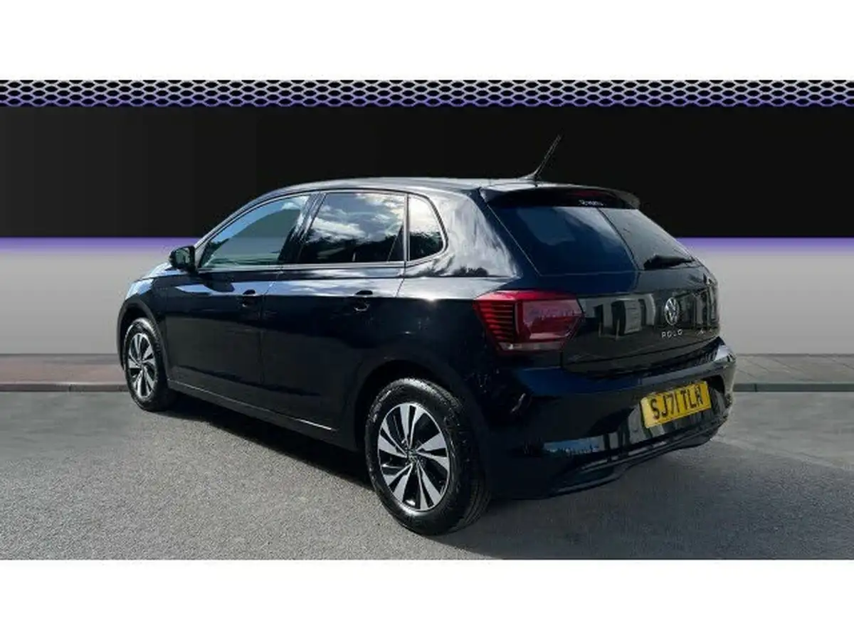 2021-volkswagen-polo-10-match-big-1