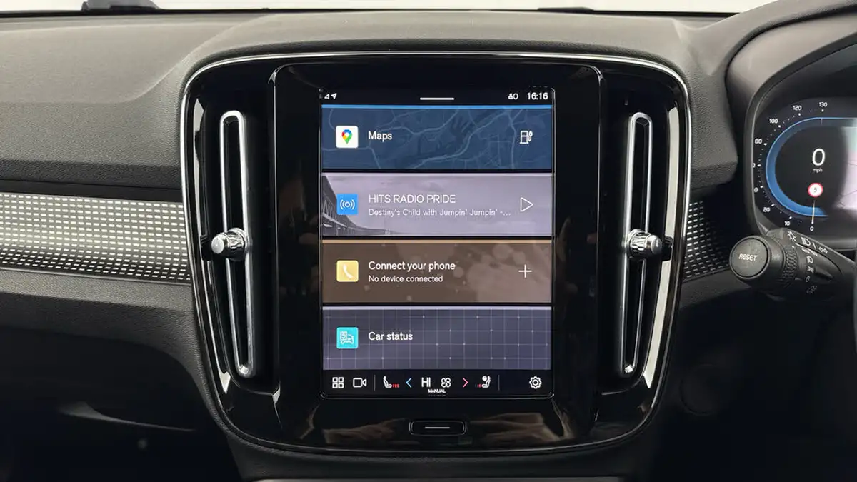 2022-volvo-xc40-e-twin-recharge-plus-big-11