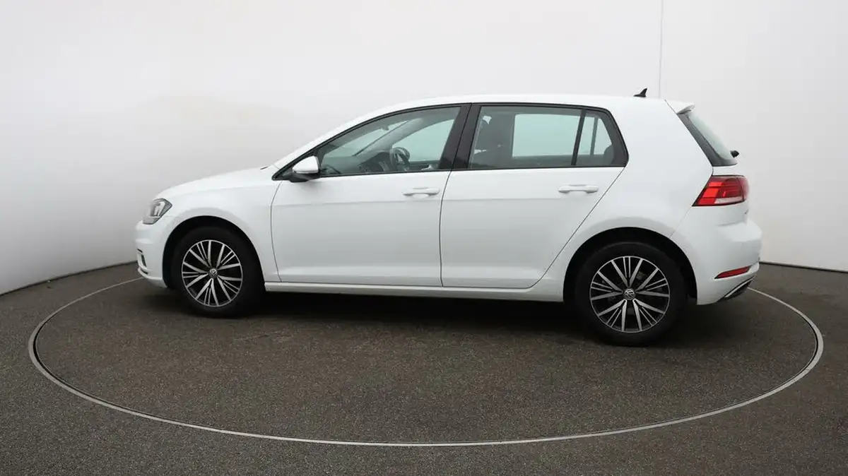 2017-volkswagen-golf-10-tsi-se-ss-hatchback-5d-big-58