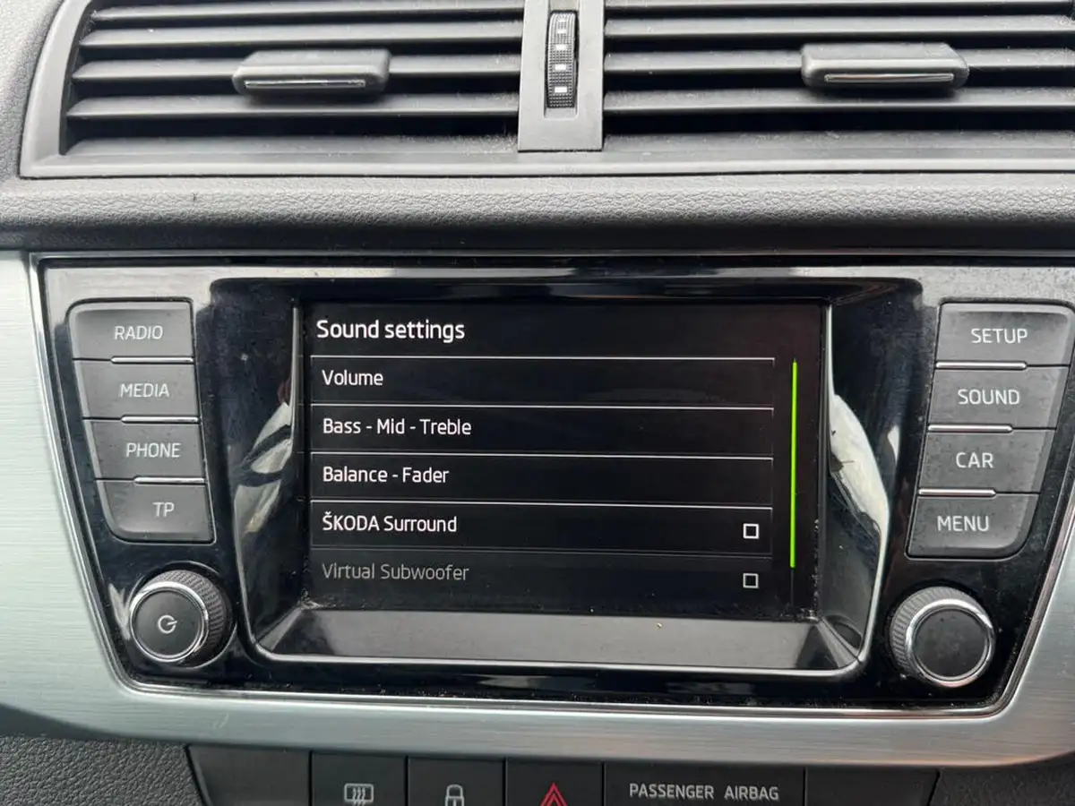 2016-skoda-fabia-12-tsi-se-90ps-hatchback-big-38