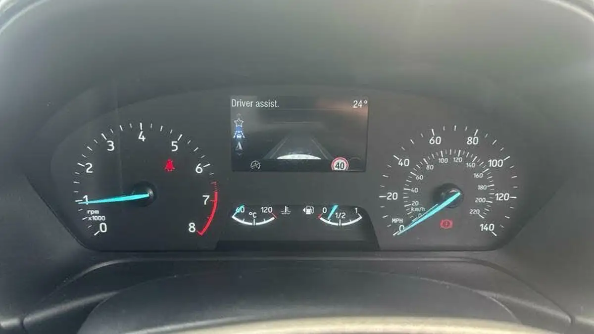 2022-ford-fiesta-10t-st-line-100ps-5d-big-37