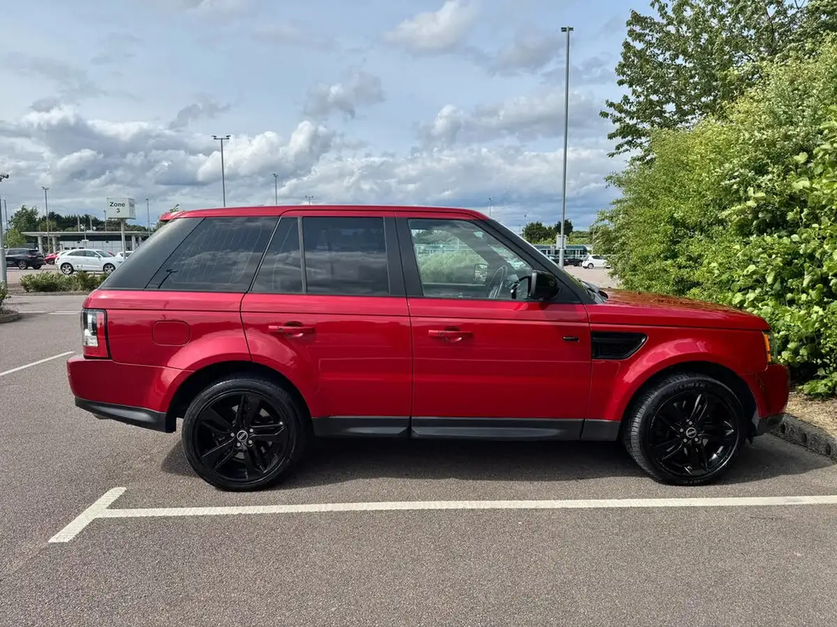 2012-land-rover-range-rover-sport-30-sd-v6-hse-red-edition-big-8
